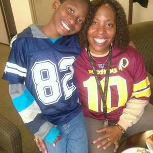 Meet your Posher, Ramonia